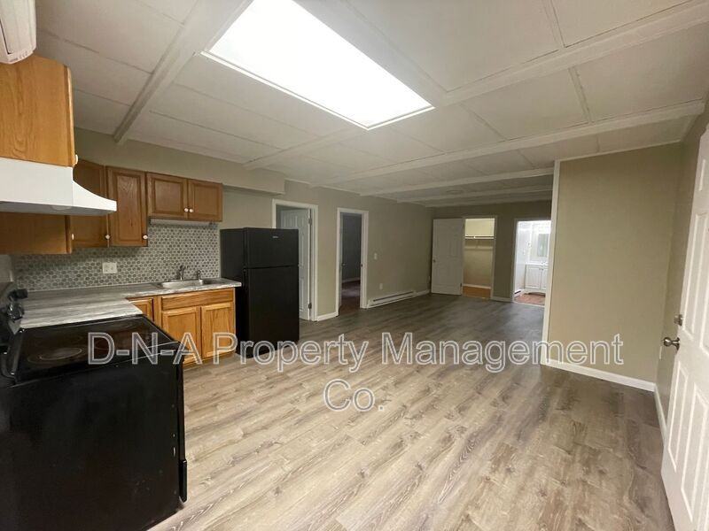 240 Acres Rd - Photo 2 of 12