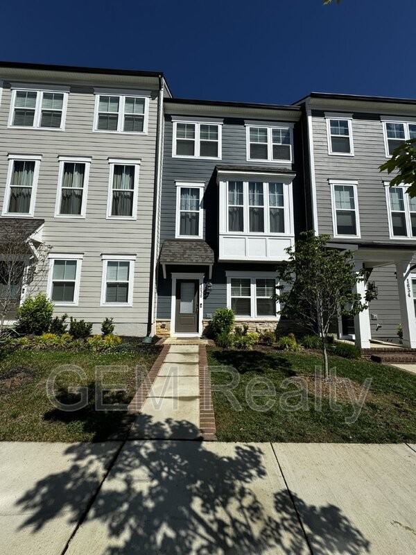 1636 Bay Cedar Dr - Photo 2 of 50