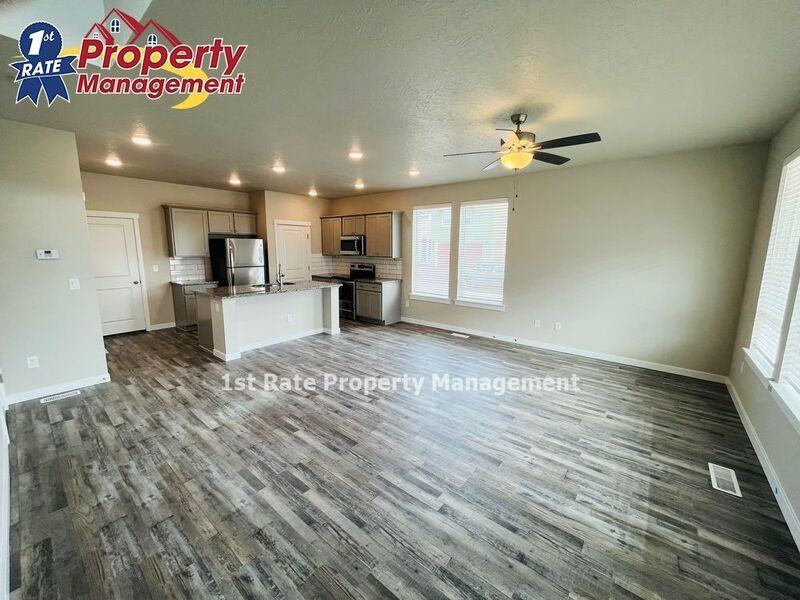 452 N Traquair Ln - Photo 4 of 27