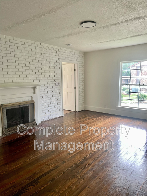 1520 19th St N - Photo 2 of 13