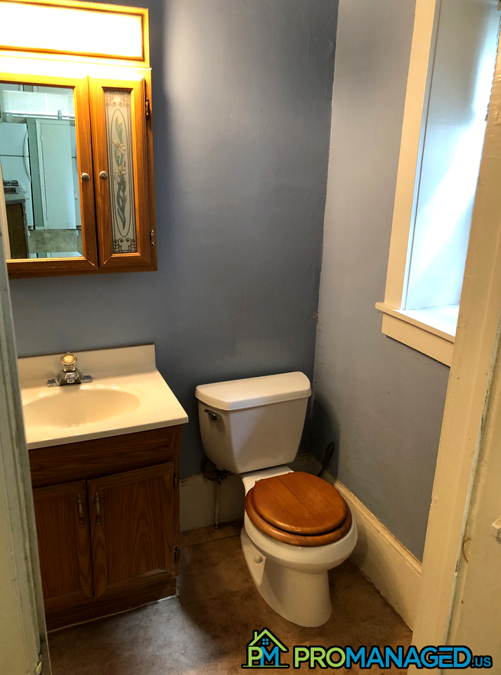 423-425 Radcliffe Street - Photo 7 of 8