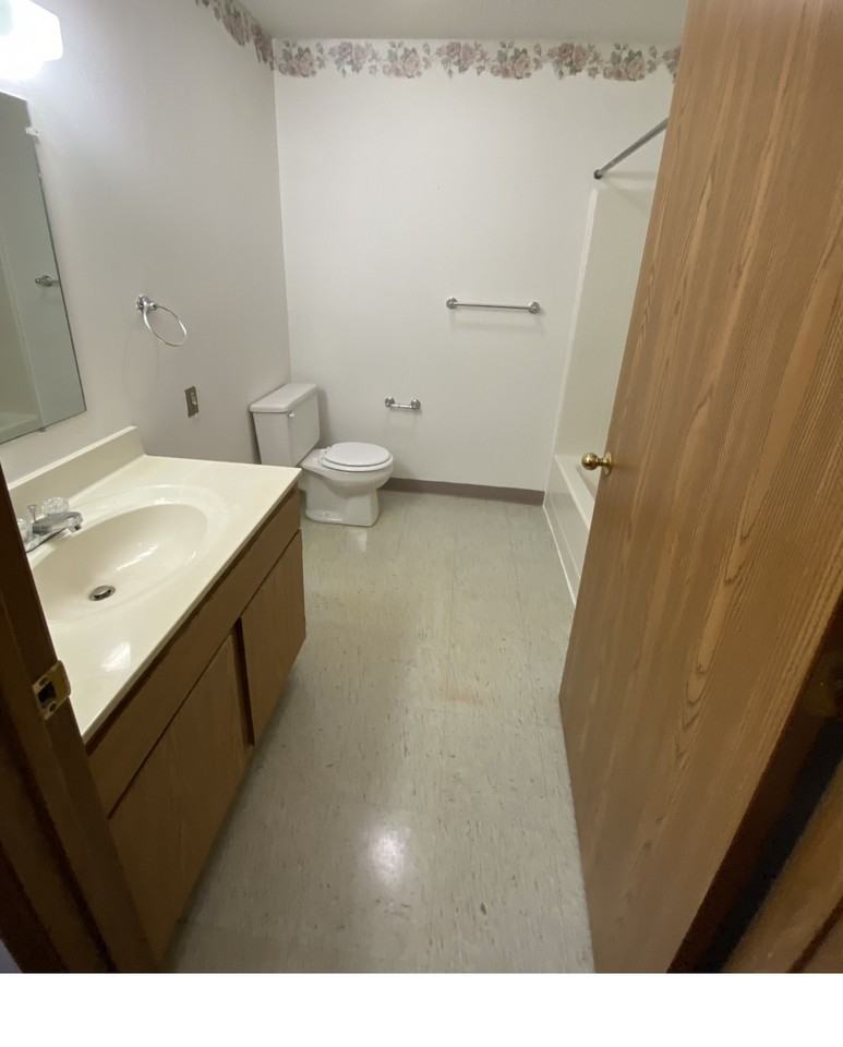 203 North Woodwind Drive - Photo 2 of 14