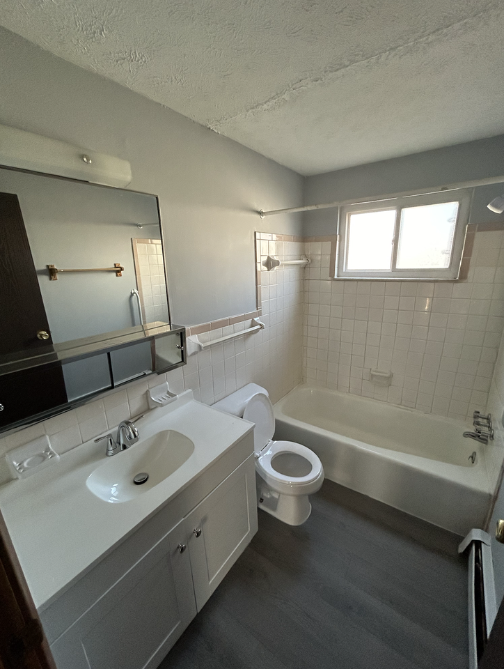 4103 East 4th Street - Photo 5 of 15