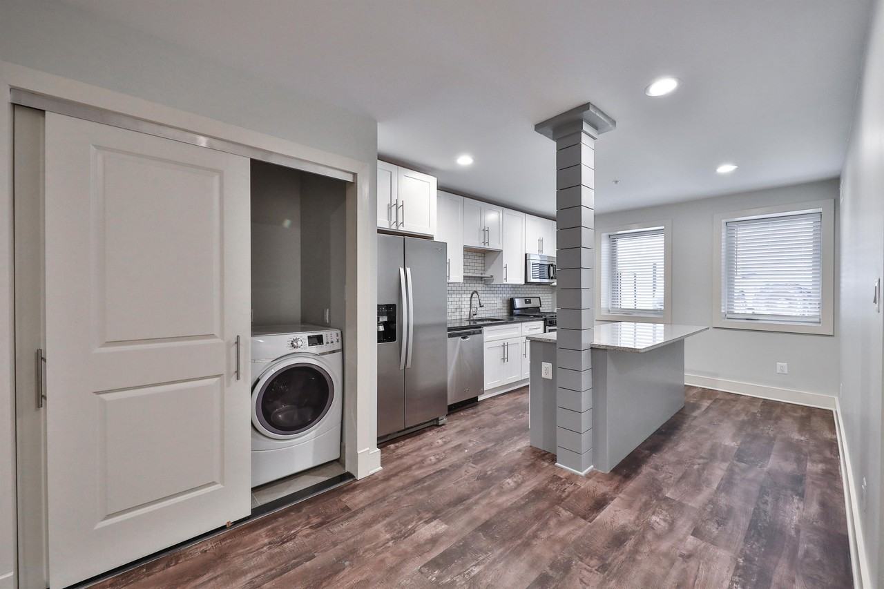 1320-22 N Franklin Street - Photo 7 of 31