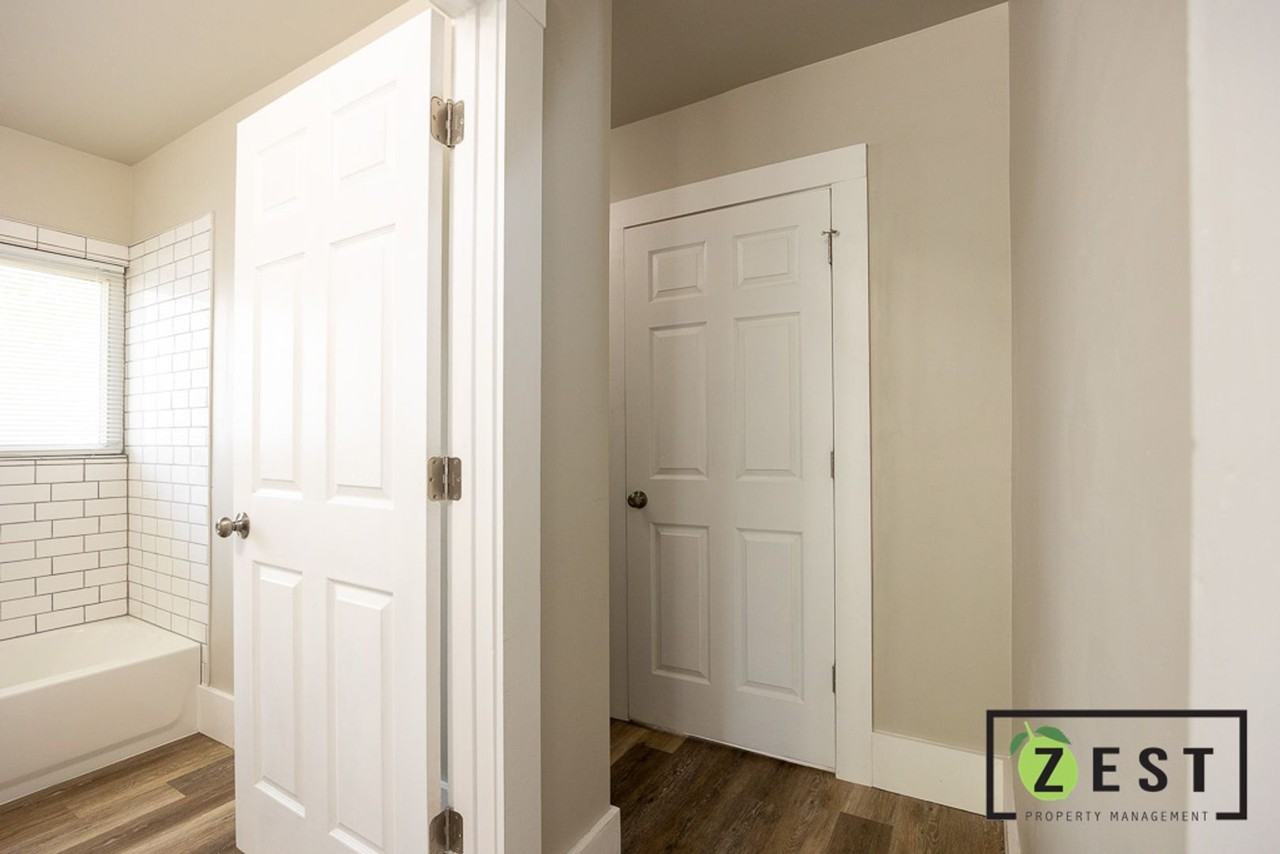 7243 Maxwell Ave - Photo 7 of 20