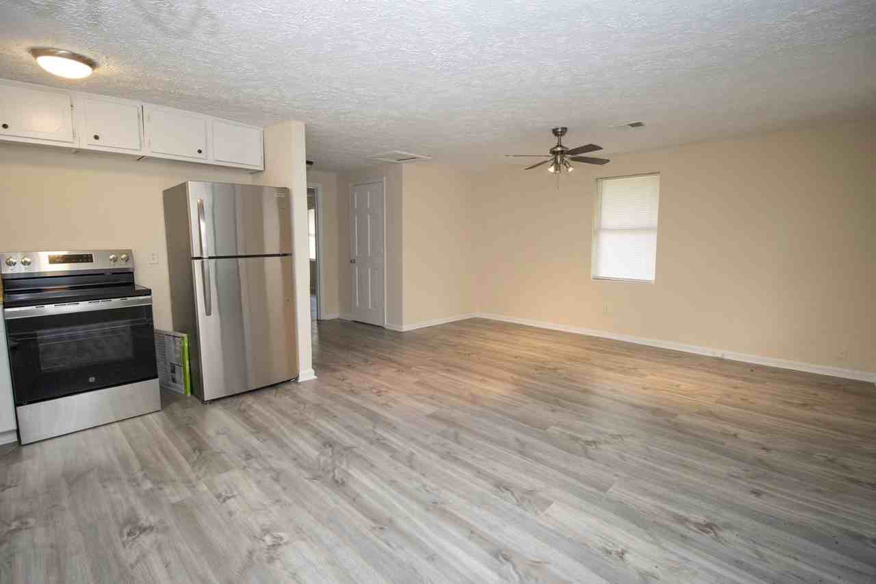 1213 Suber Street - Photo 5 of 8
