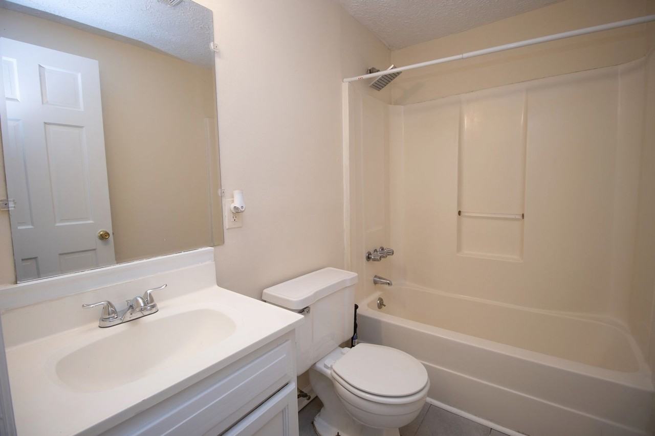 1213 Suber Street - Photo 6 of 8