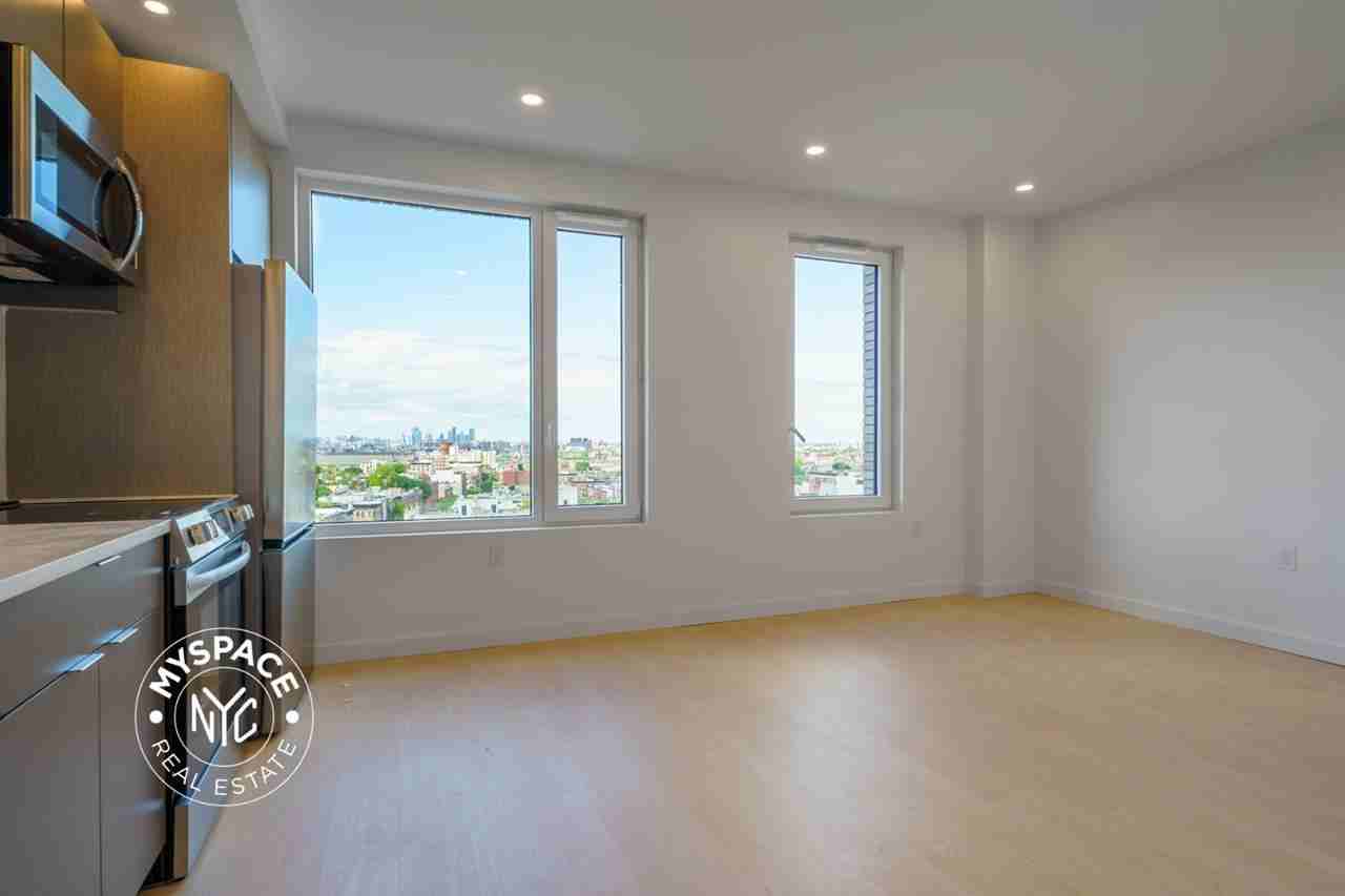 1499 Bedford Ave #10B