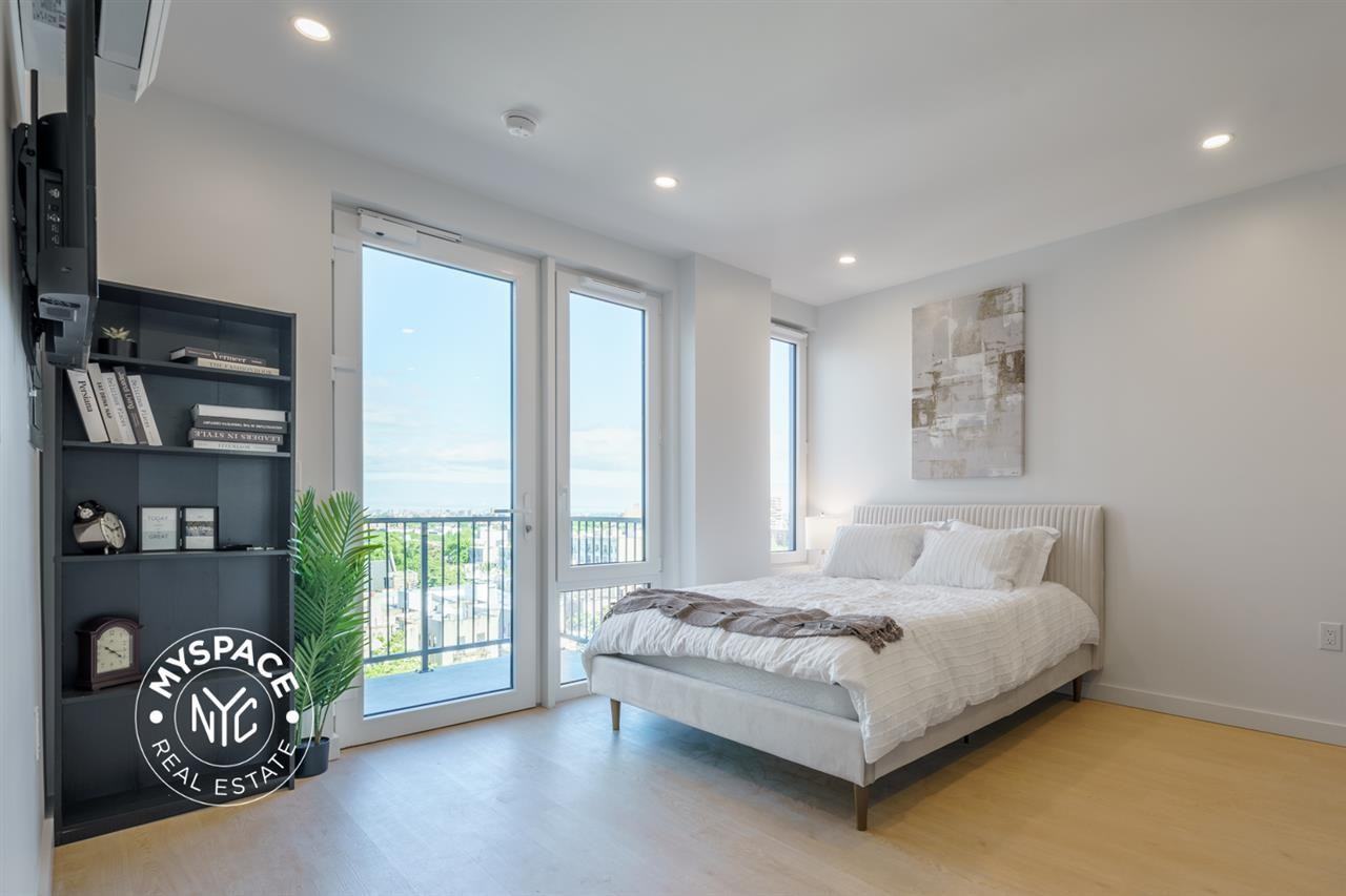1499 Bedford Ave #10F