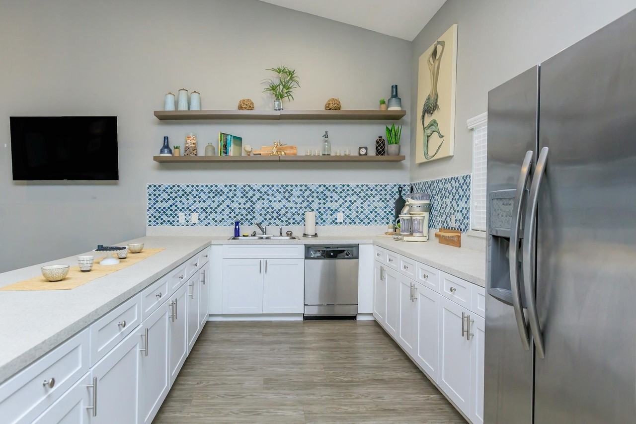 Ariel Springs - Photo 2 of 50