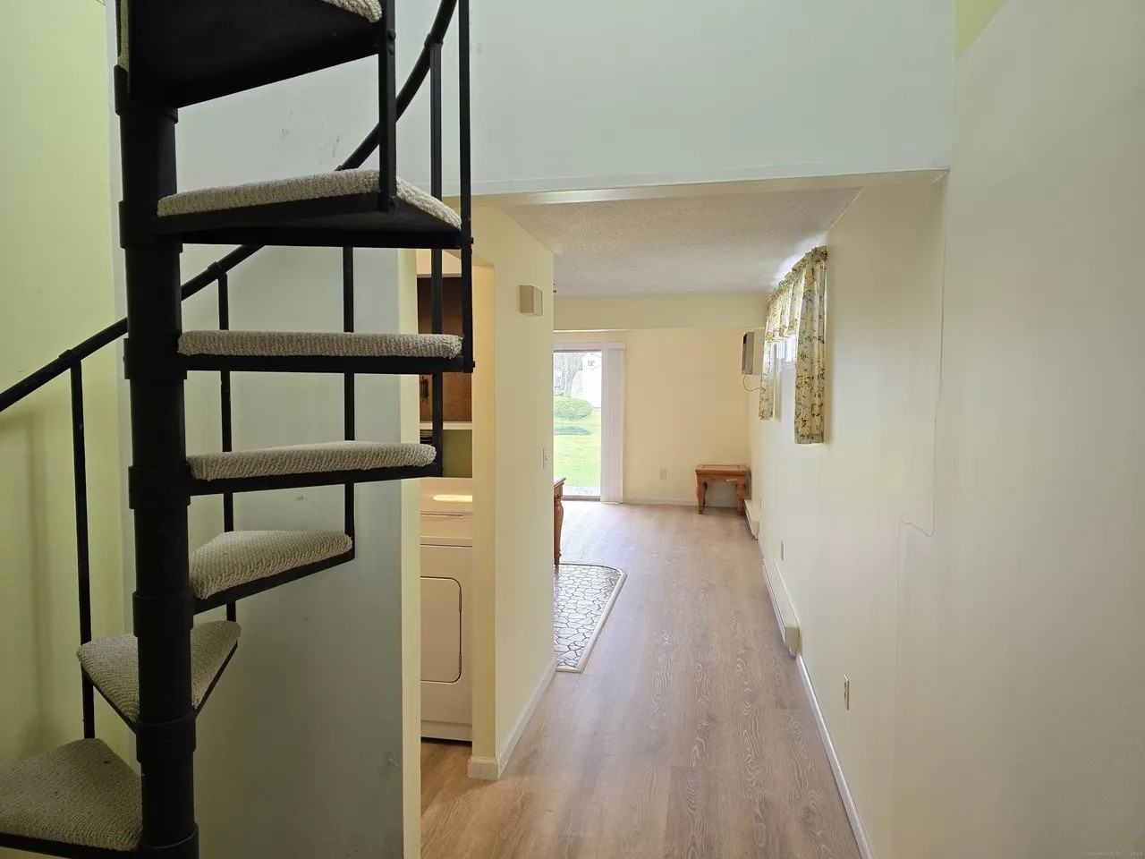 101 Cinnamon Spgs #101 - Photo 3 of 36