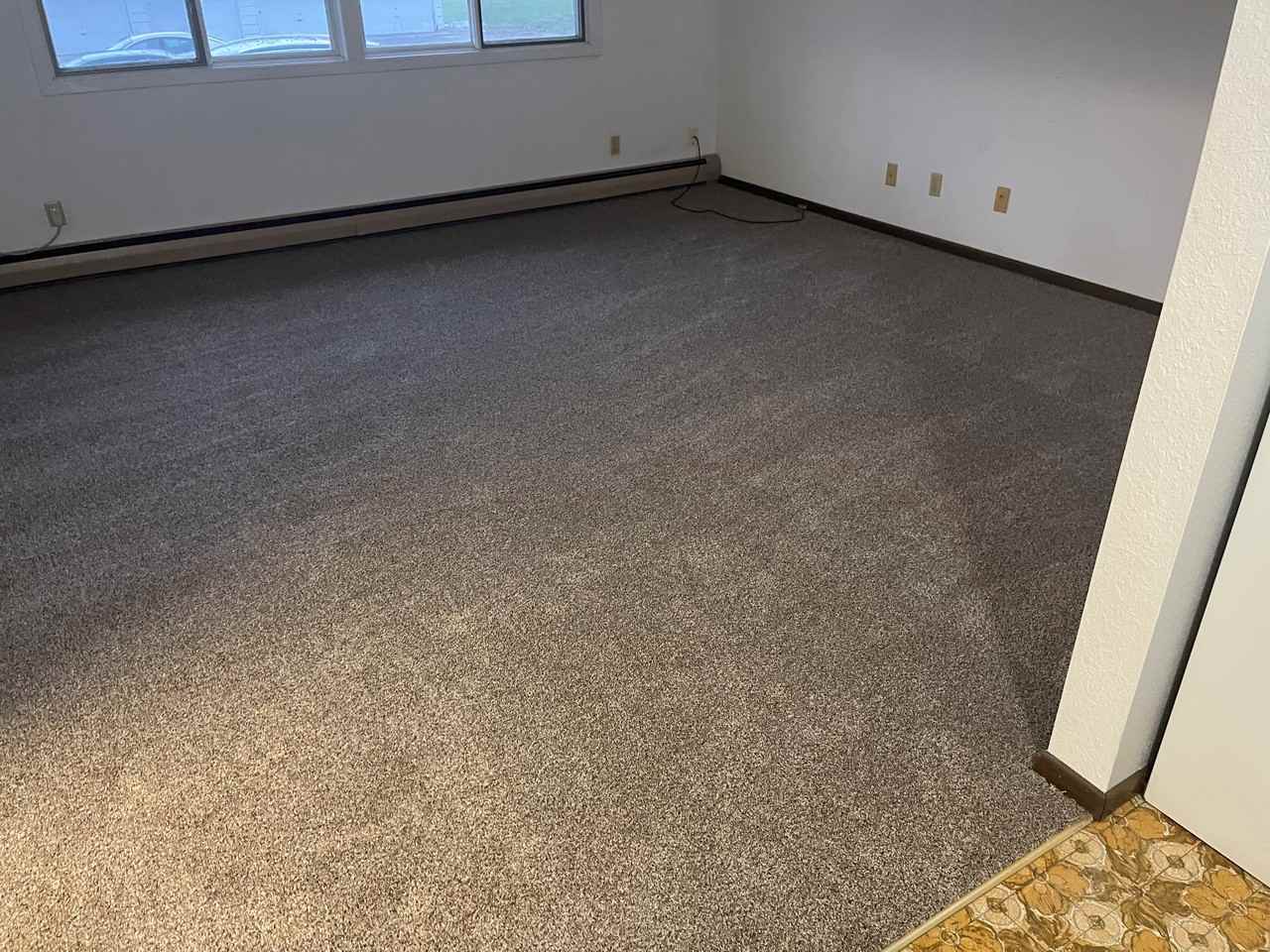 410 2nd St Nw #3 - Photo 3 of 6