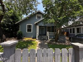 featured image of 312 W 37th St