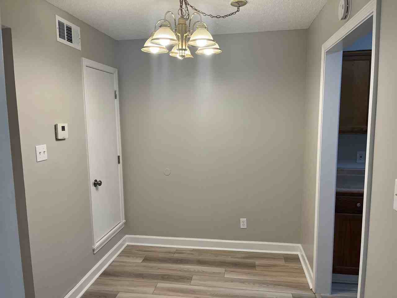 Andover Crossing - Photo 6 of 50