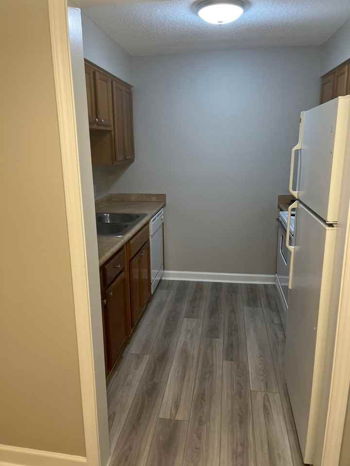 Andover Crossing - Photo 7 of 50