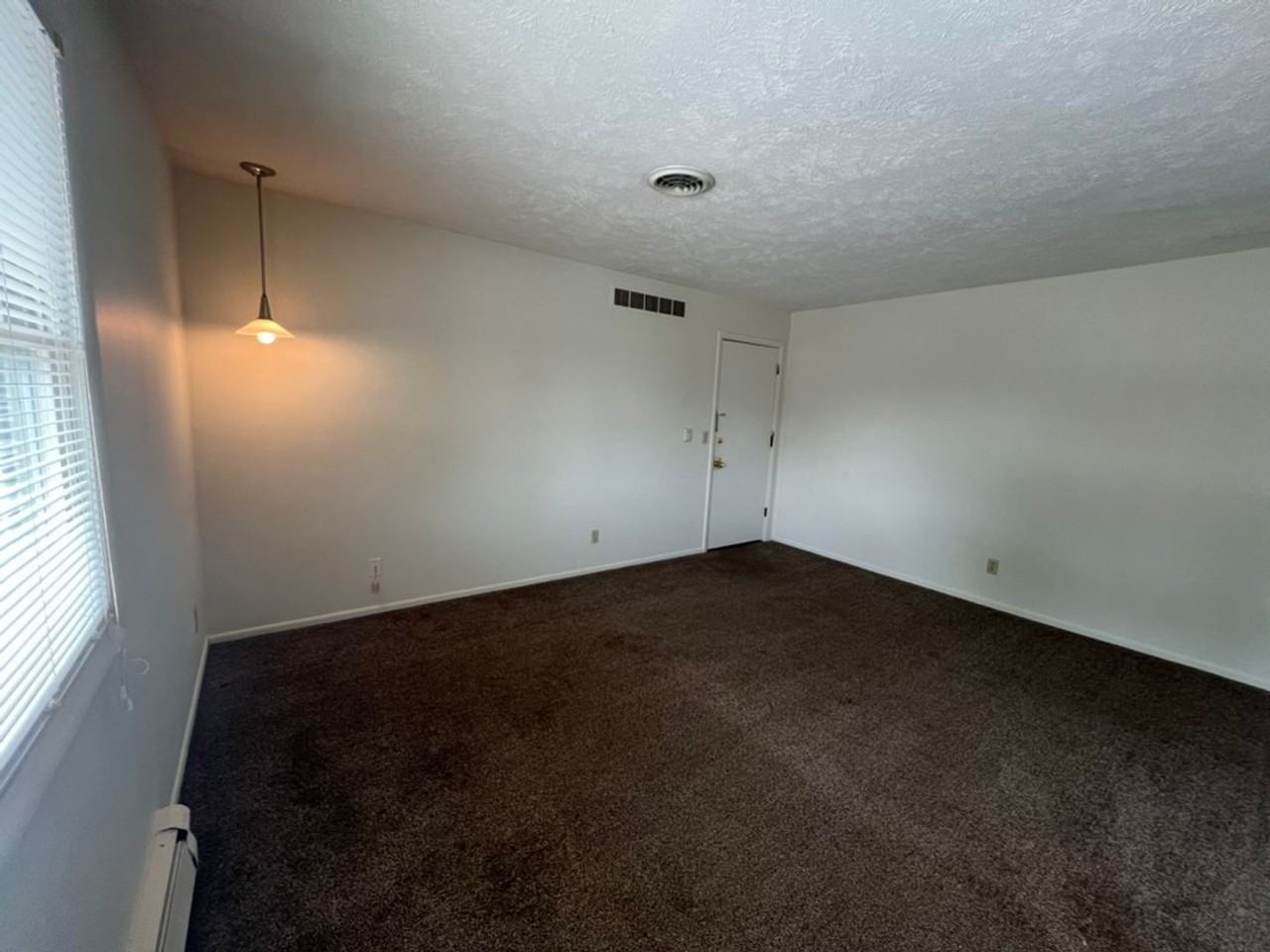 2107 Todd Dr - Photo 3 of 8