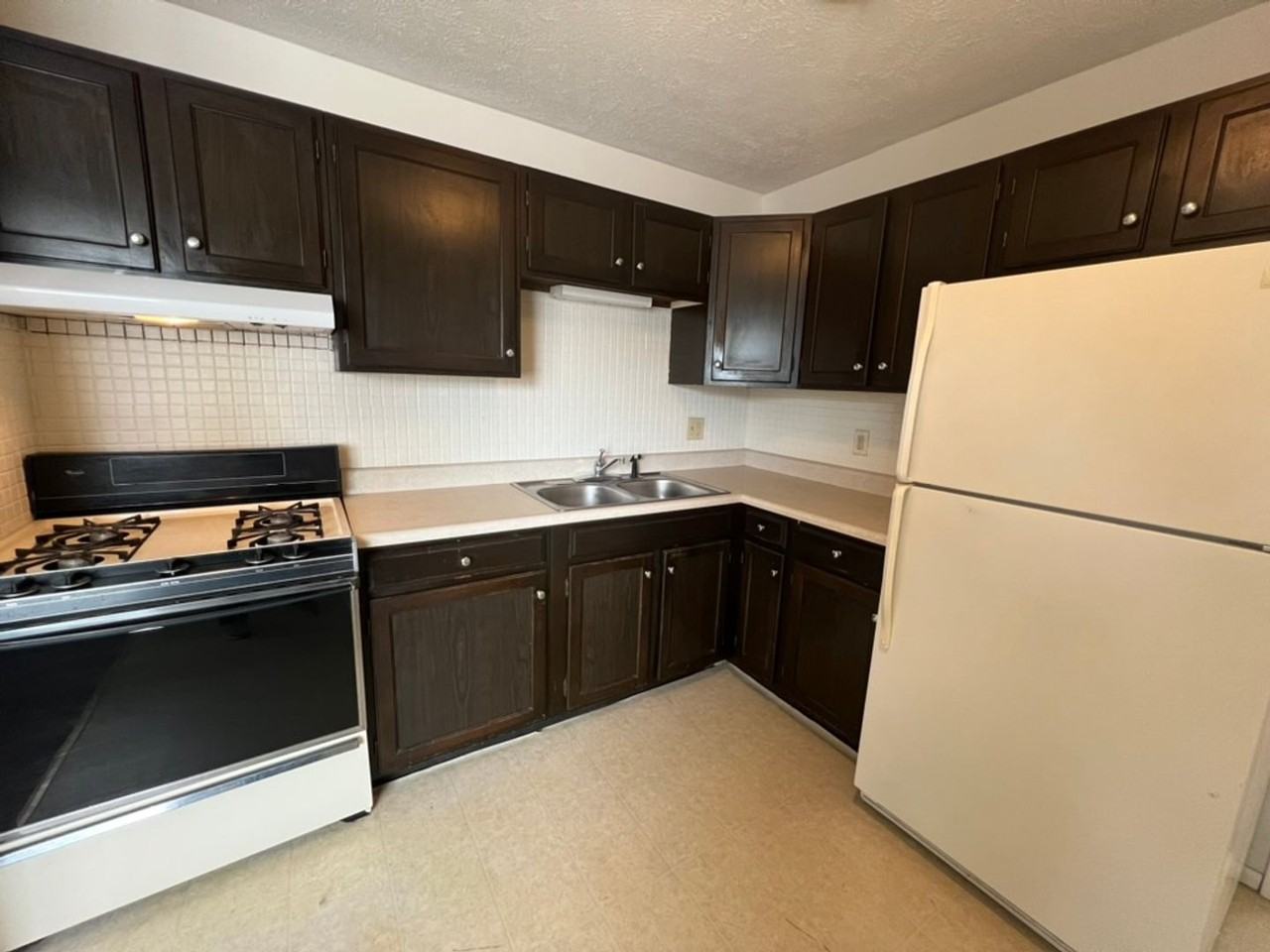 2107 Todd Dr - Photo 5 of 8