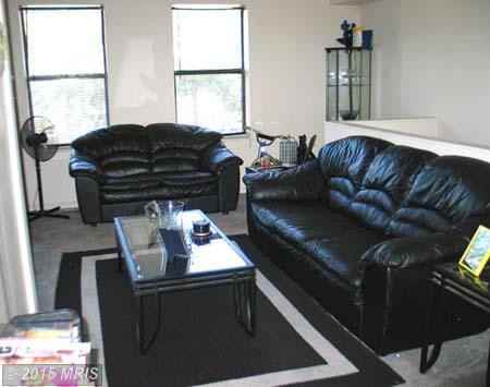 638 S Paca St - Photo 3 of 3