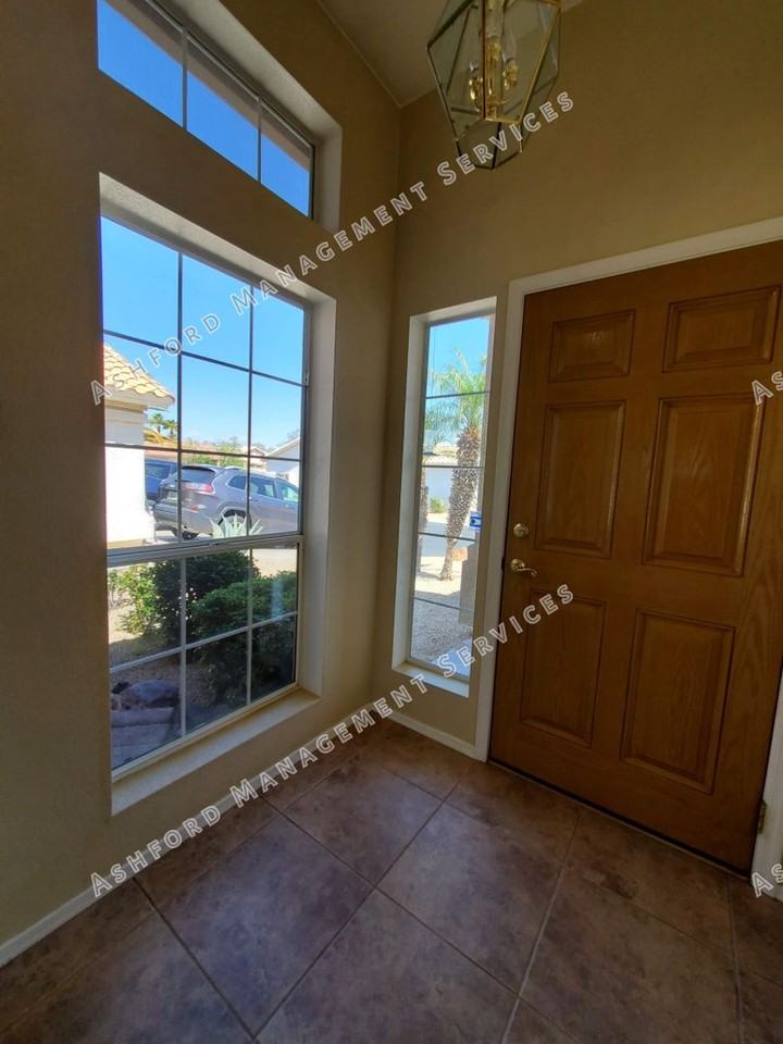 11558 W Tortoise Ct - Photo 3 of 47