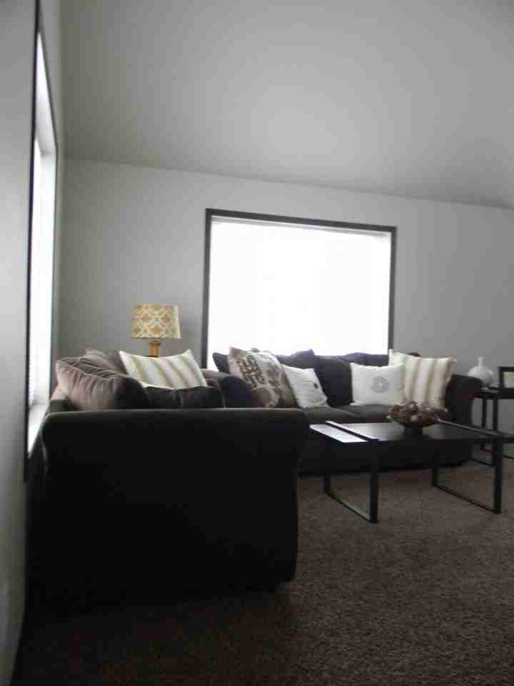 521 Foxtail Dr E - Photo 6 of 19