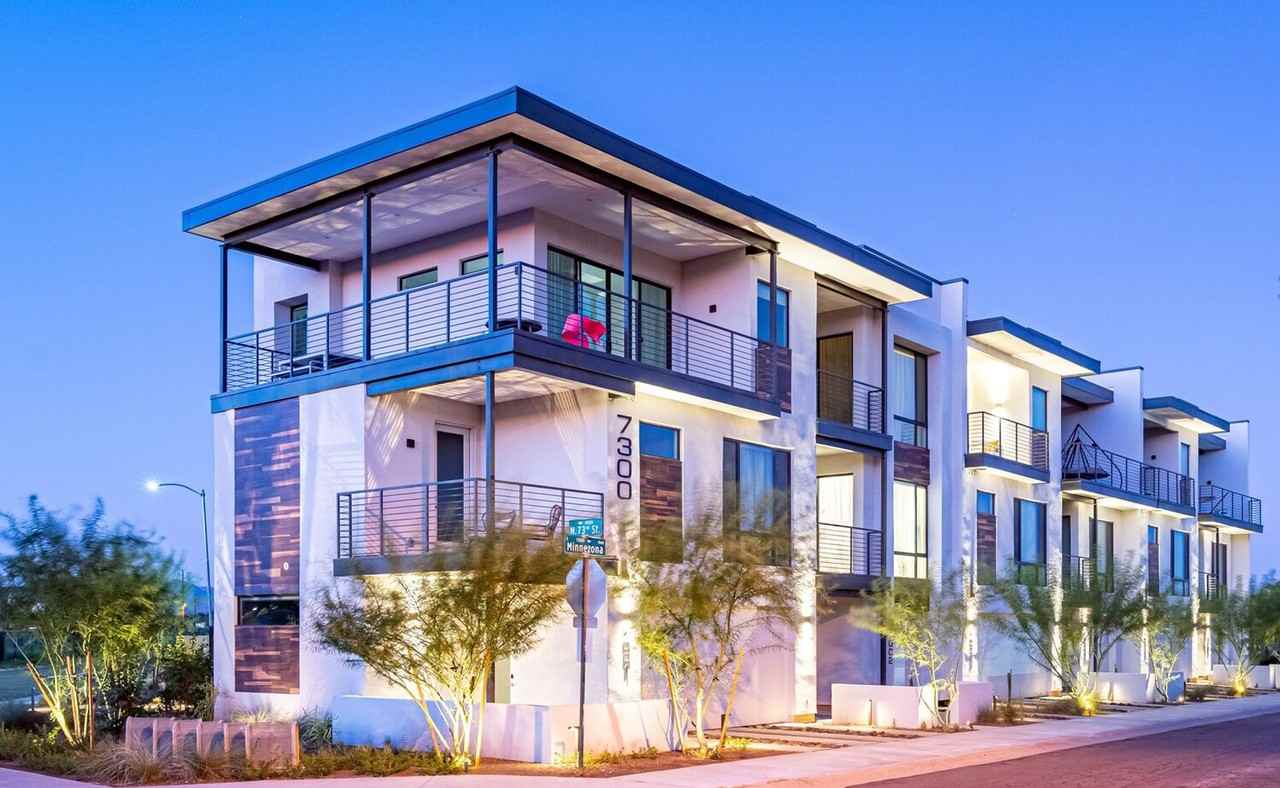 7300 East Minnezona Ave - Photo 2 of 50