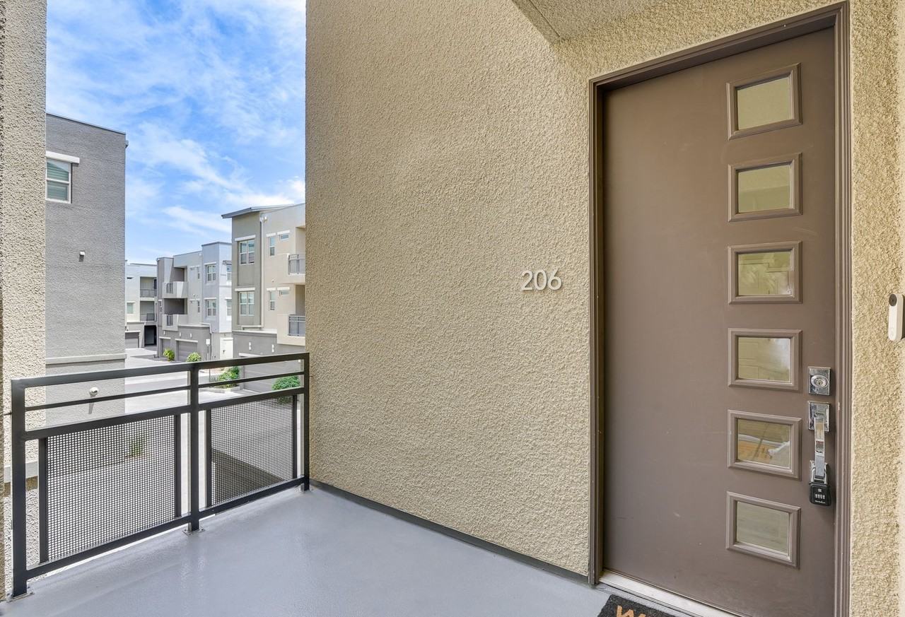 11231 Hidden Peak Ave #206 - Photo 7 of 30