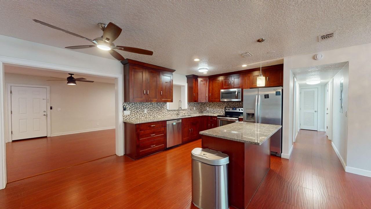 11671 Shellfish Dr - Photo 2 of 19