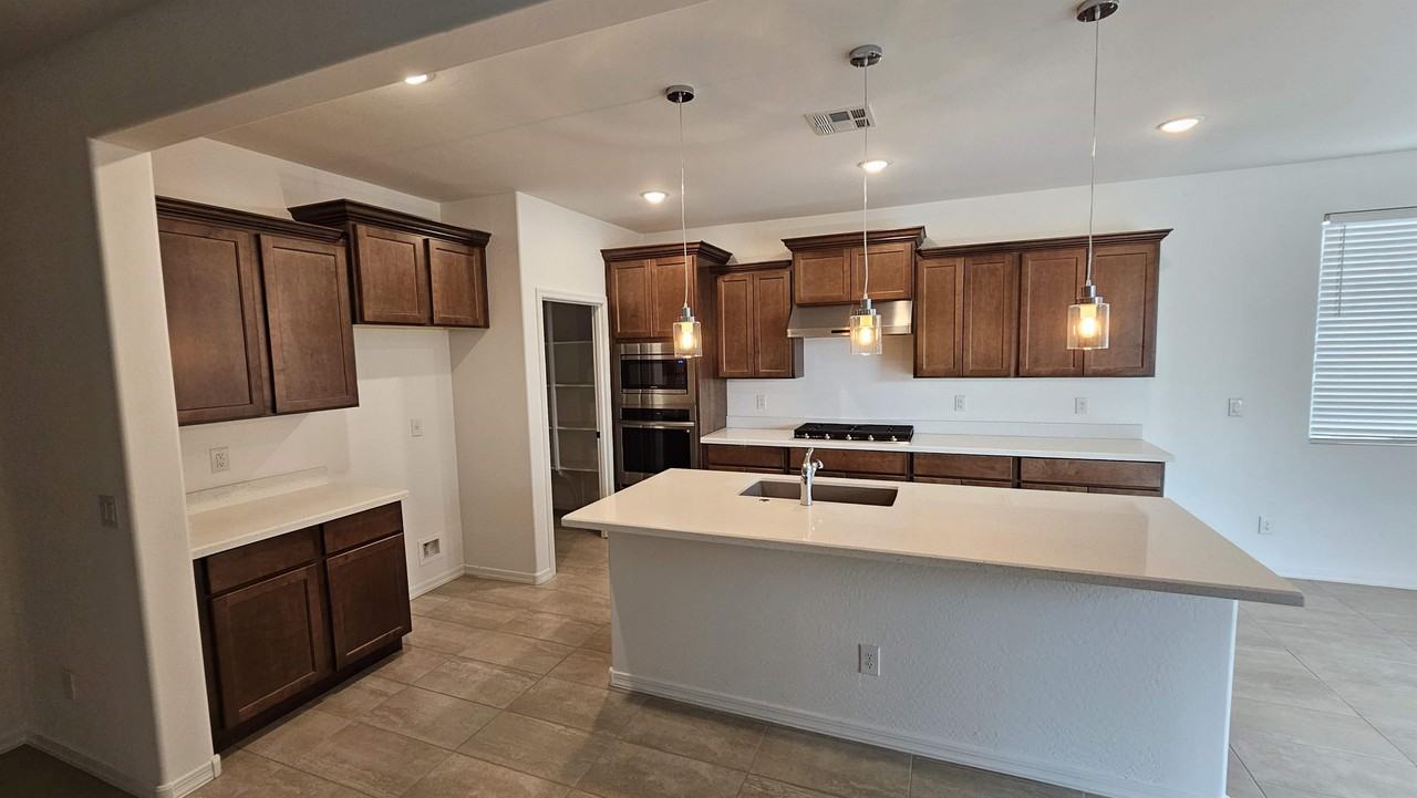 12757 W Parkway Ln #1 - Photo 2 of 9