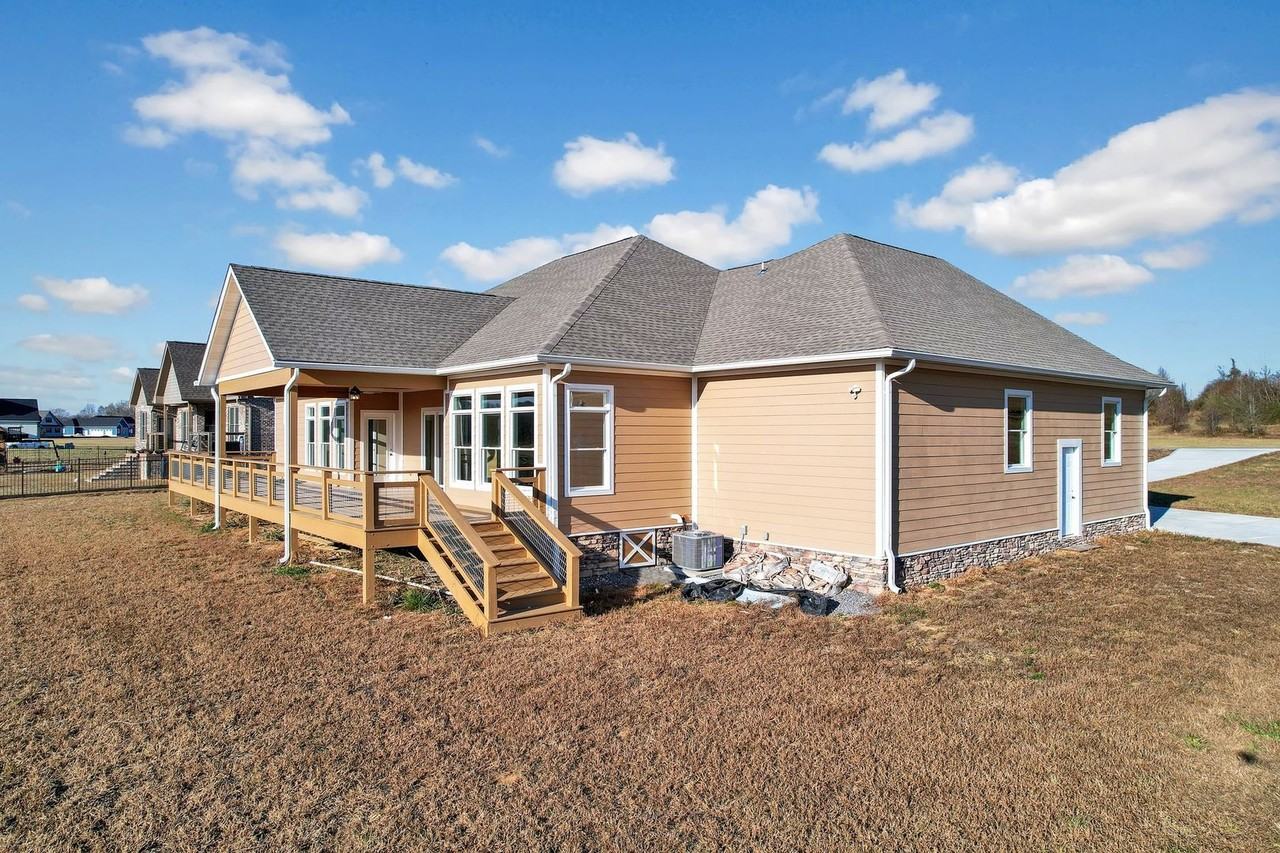 2884 Espalier Dr - Photo 3 of 20