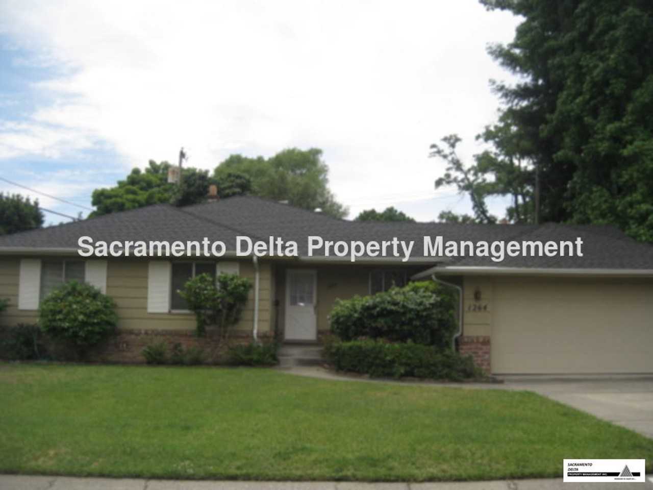 1264 Noonan Dr - Photo 2 of 24