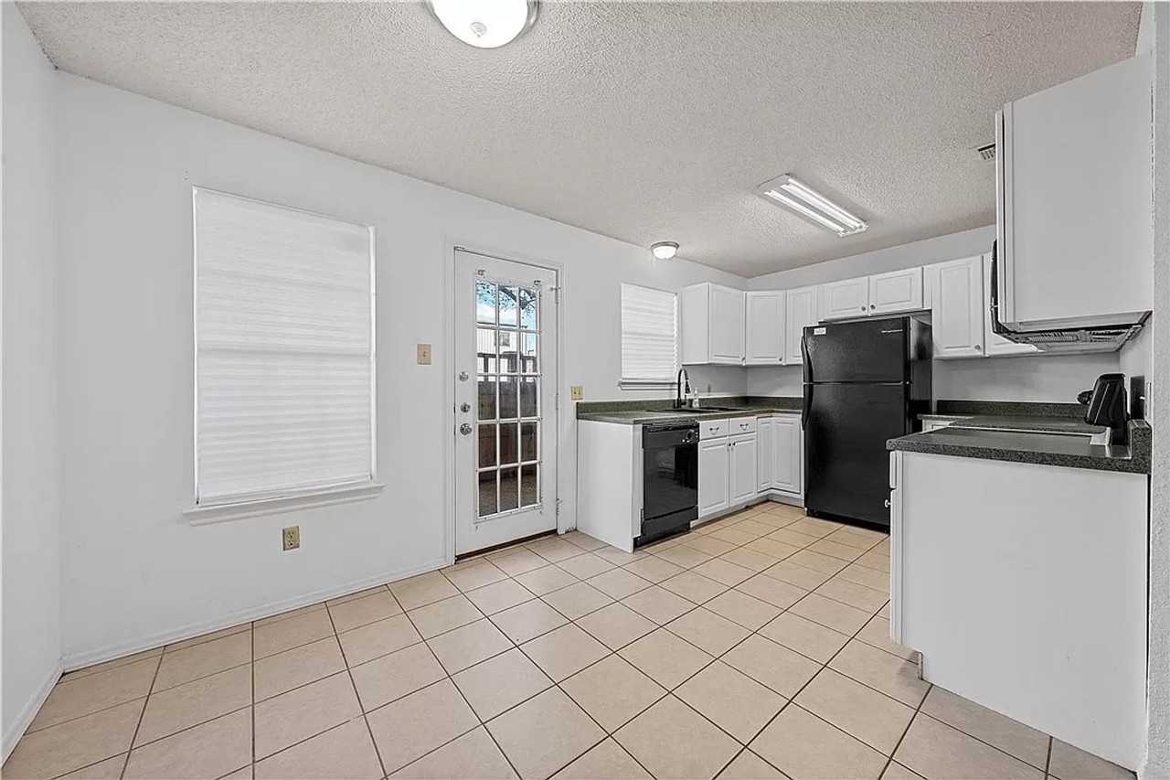 1307 Speight Ave - Photo 5 of 16