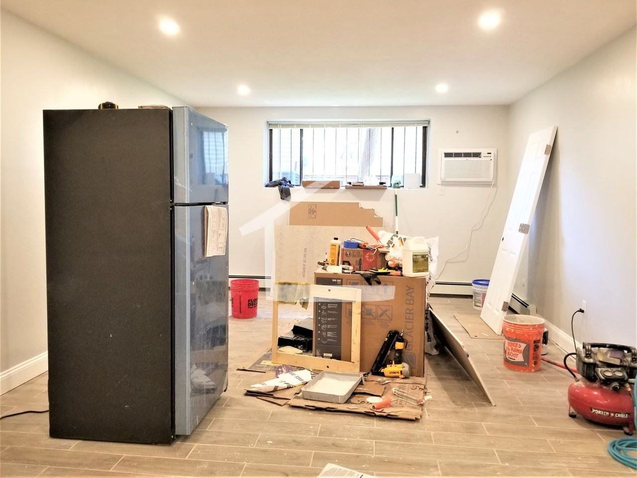 28 Brentwood St - Photo 6 of 7