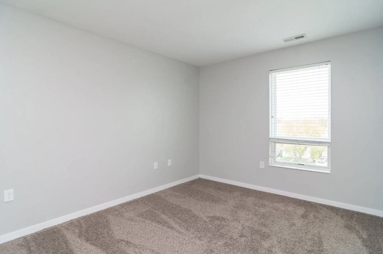 30 Metro Place - Photo 2 of 50