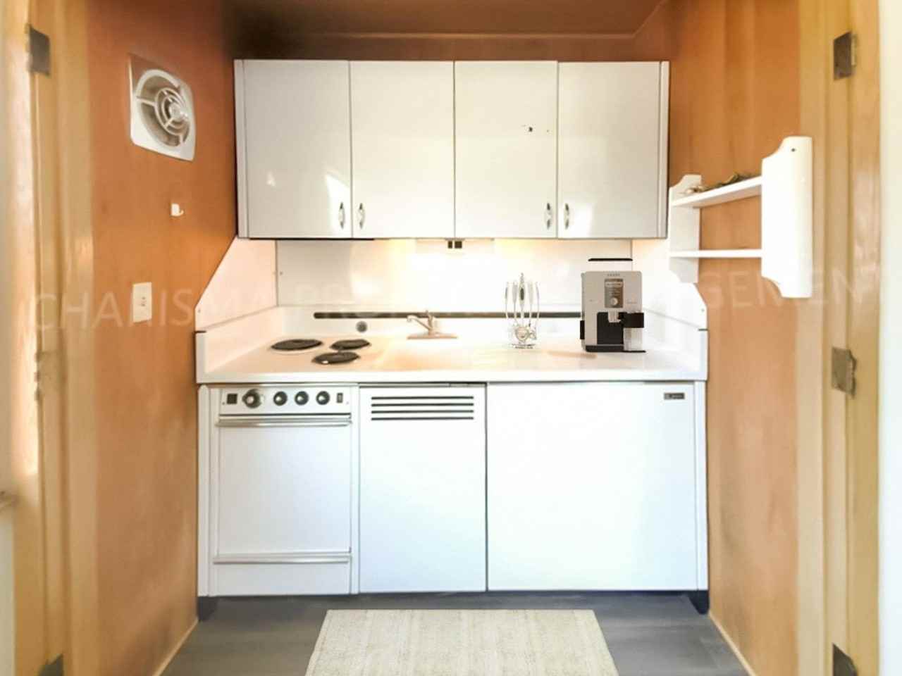 512 W 16th St - Photo 7 of 12