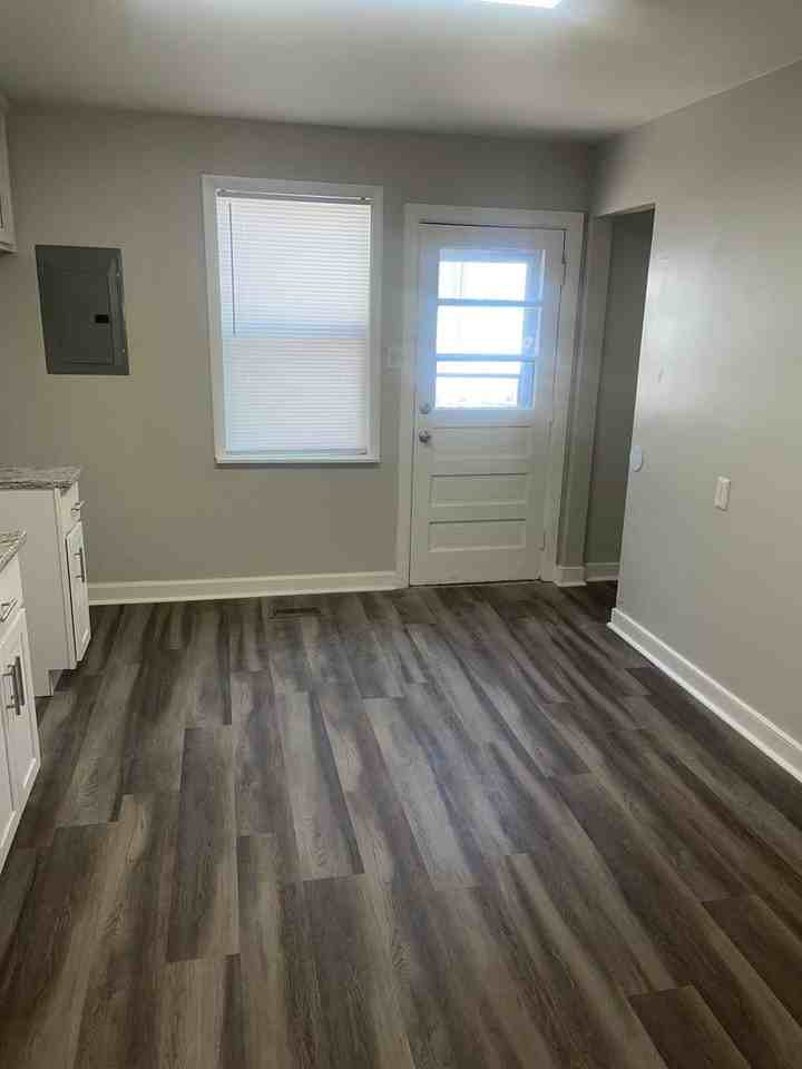 804-806 East Brookland Park Boulevard - Photo 3 of 17