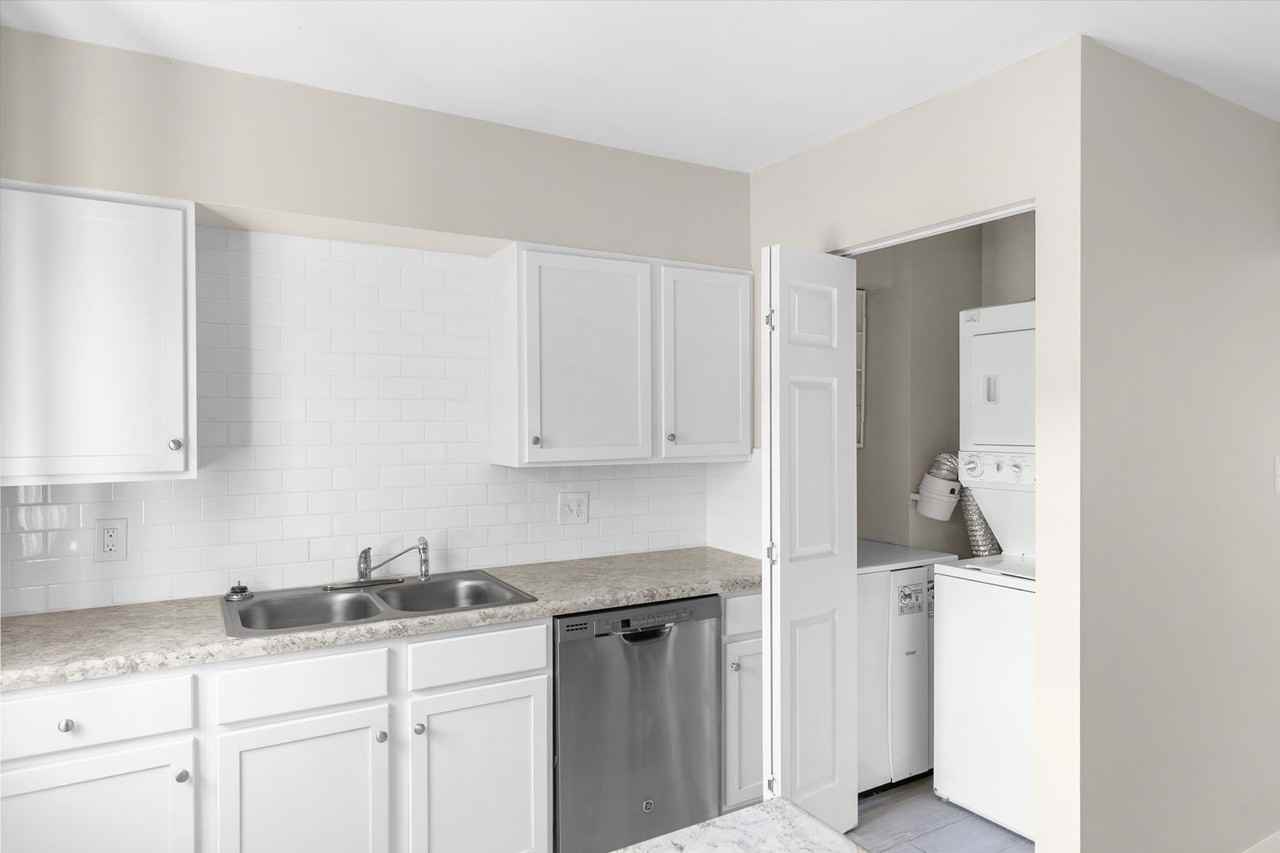 Ethel Apartments - Photo 7 of 17