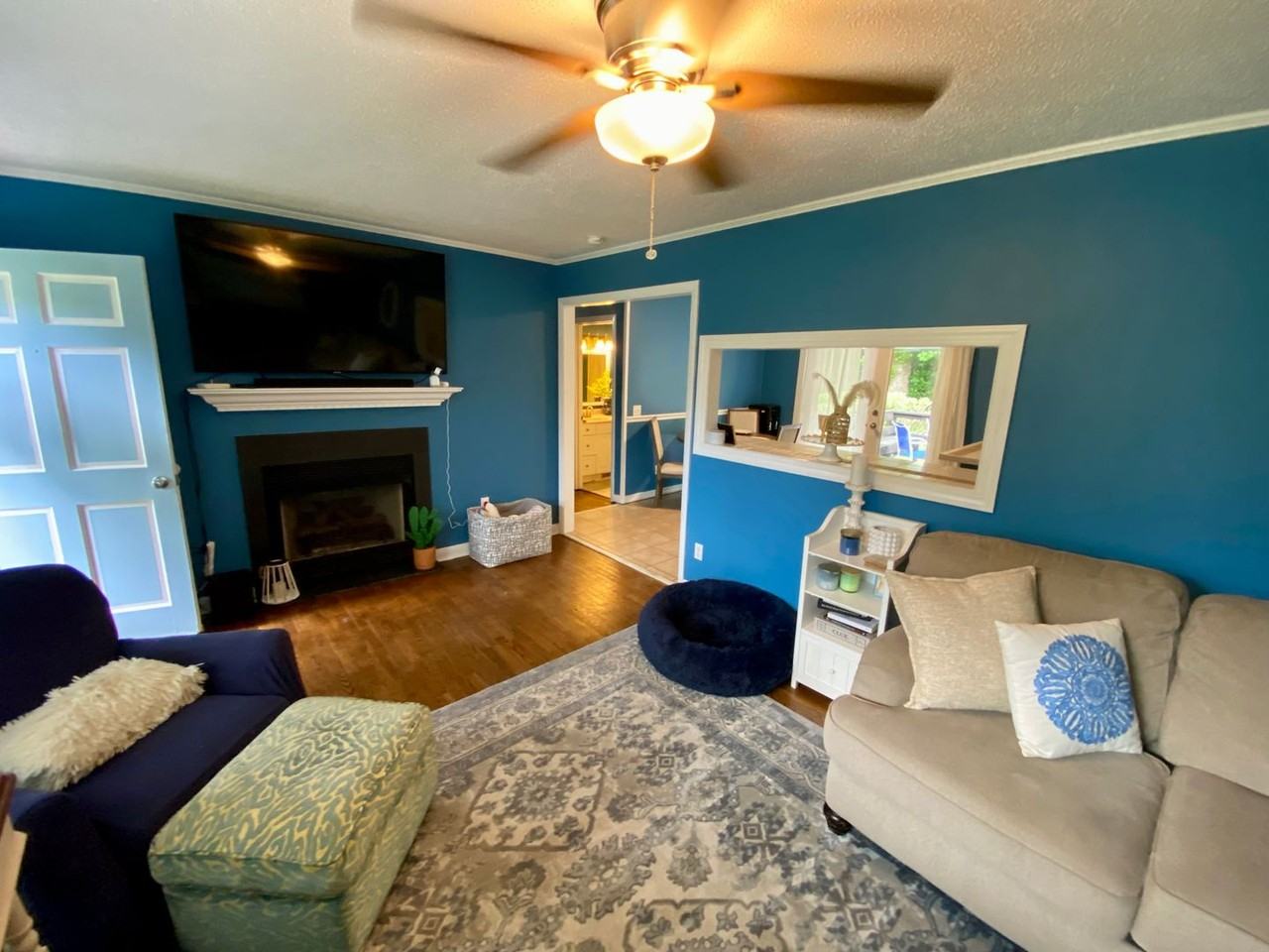 226 Huntington Rd - Photo 4 of 28