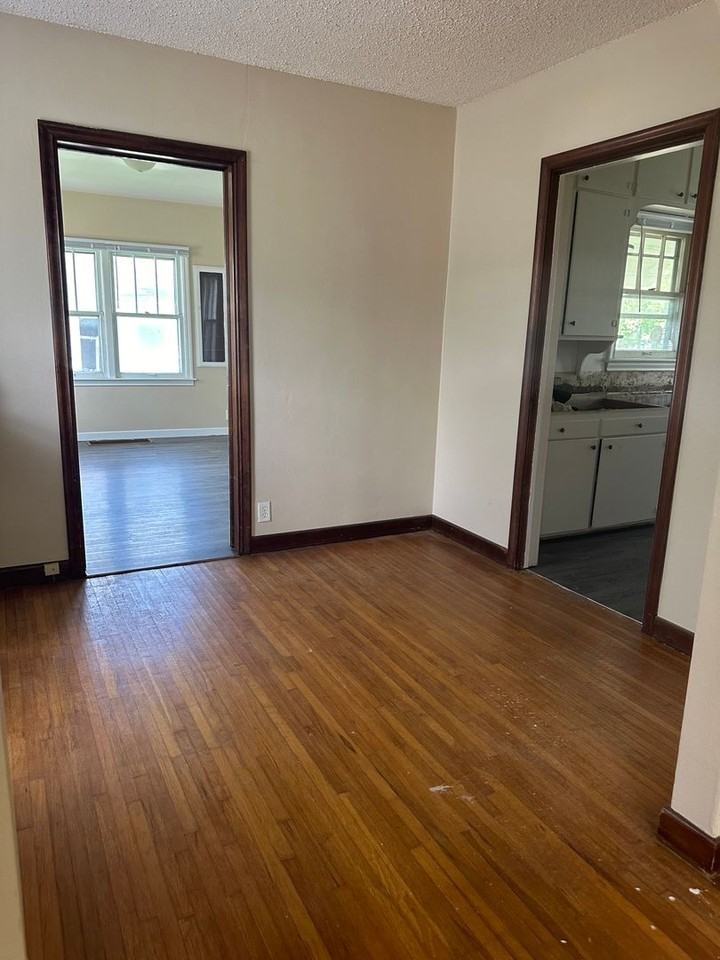 744 Wallgate Ave - Photo 3 of 10