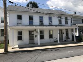 featured image of 122 N Penn St