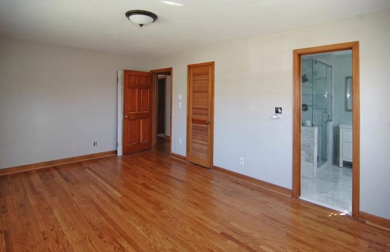 1751 Fontainebleau Cres - Photo 3 of 11