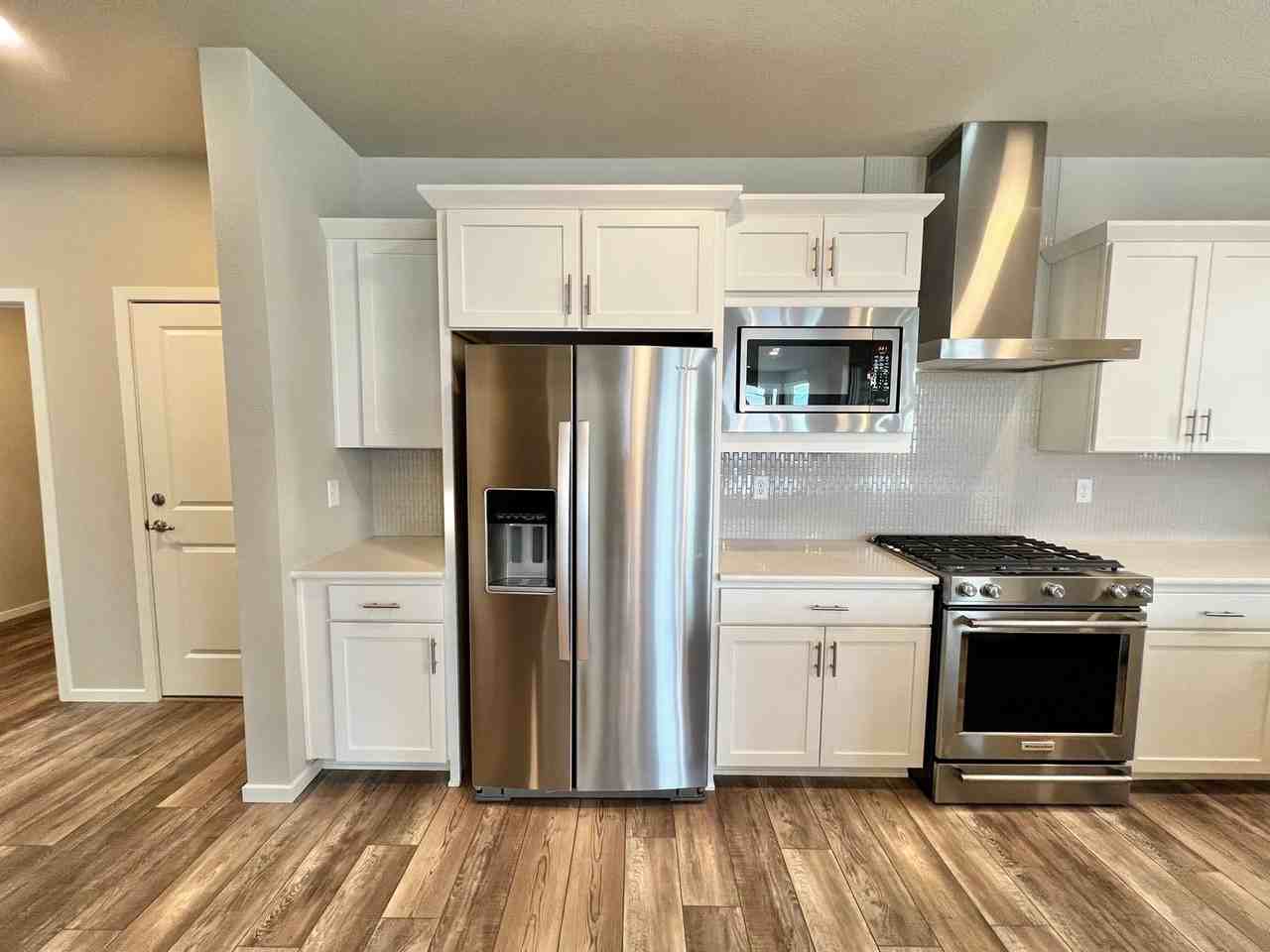 5958 Isabella Ave - Photo 5 of 47