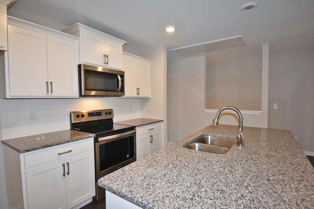 2032 Middle Tennessee Blvd - Photo 3 of 21