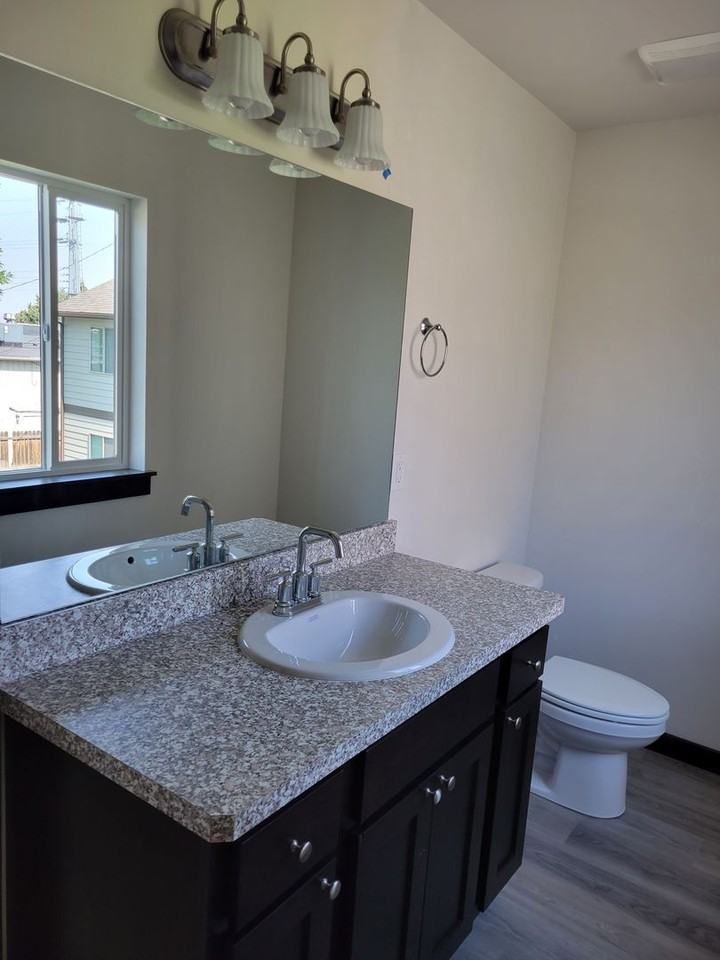 93 West Jefferson Avenue - Photo 6 of 16