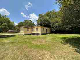 803 Woodard Street Duplex - Photo 1 of 1