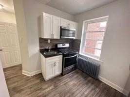 featured image of 4844 Walnut St