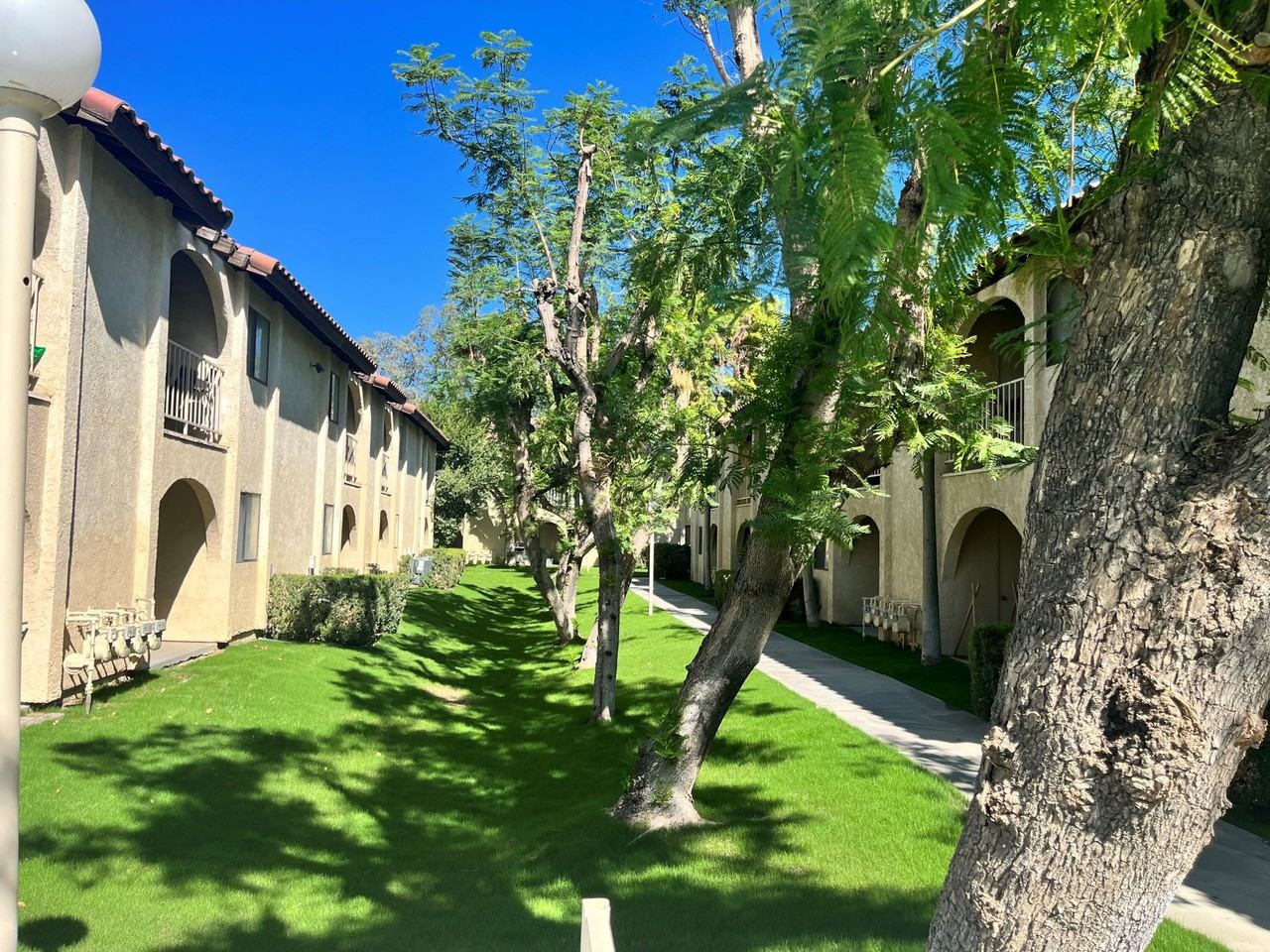 Royal Oaks Apartments in Bermuda Dunes - Photo 4 of 23