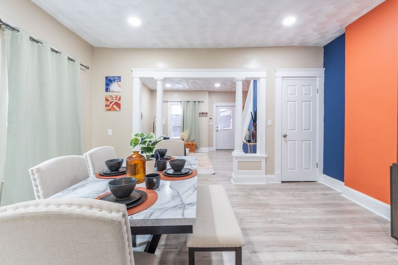 3797 W 38th St - Photo 3 of 27