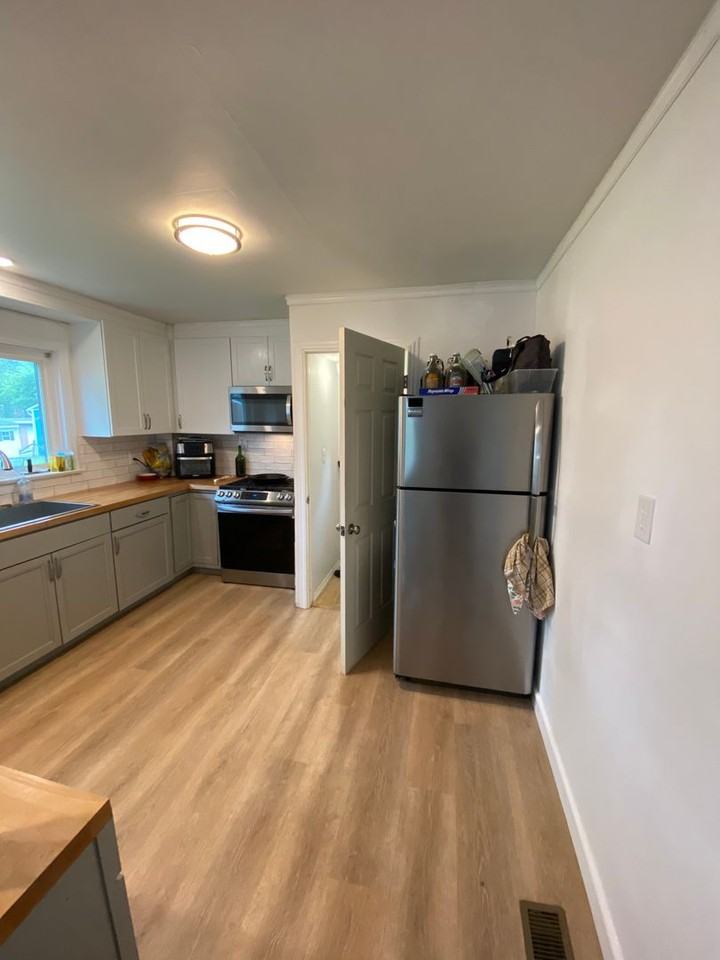 305 Charles Rd - Photo 2 of 28