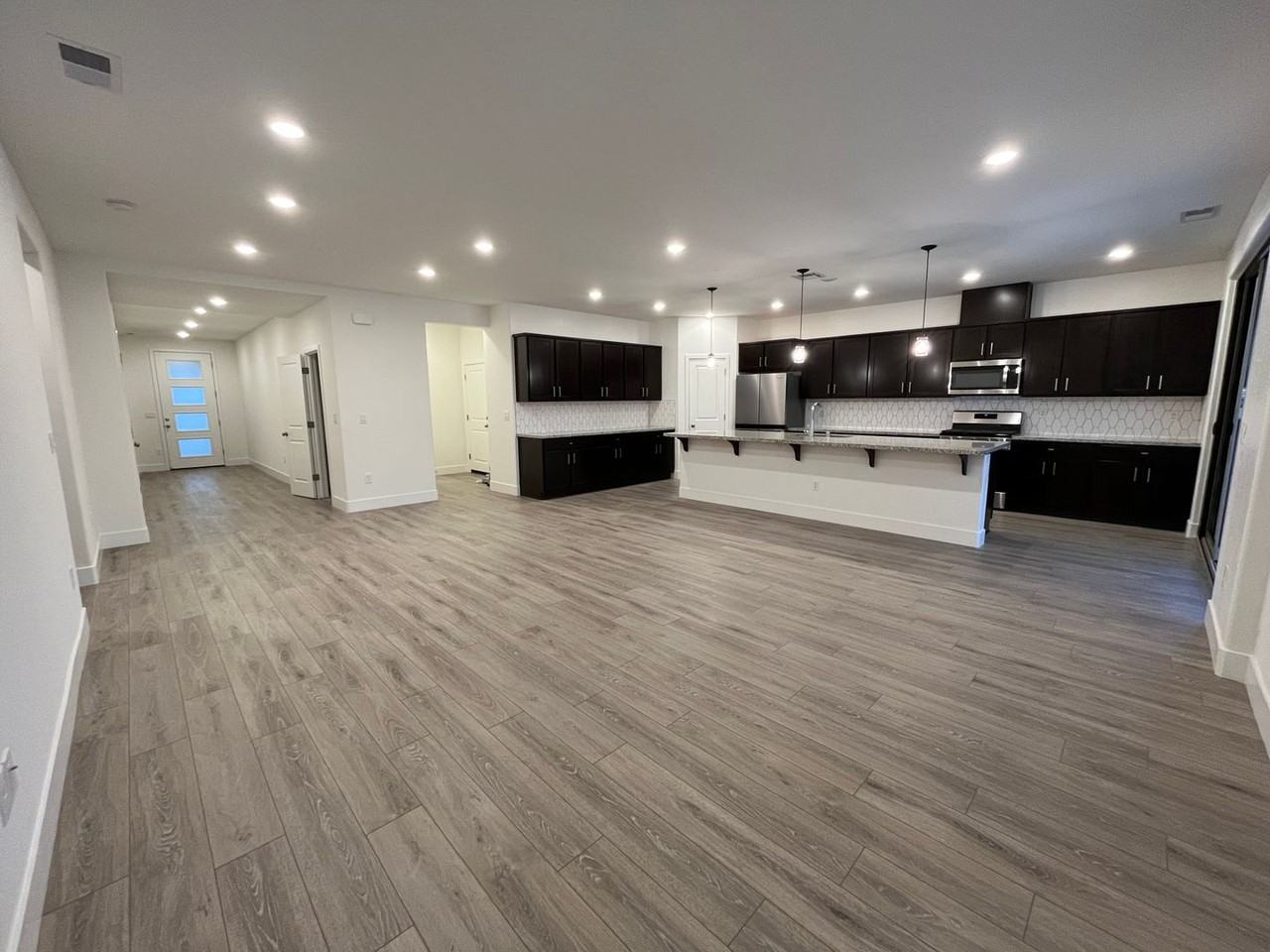 2320 Millville Dr - Photo 2 of 21