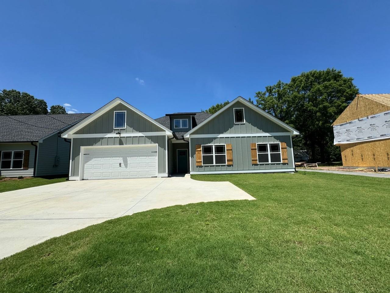 263 Dugger Dr Ne - Photo 3 of 32